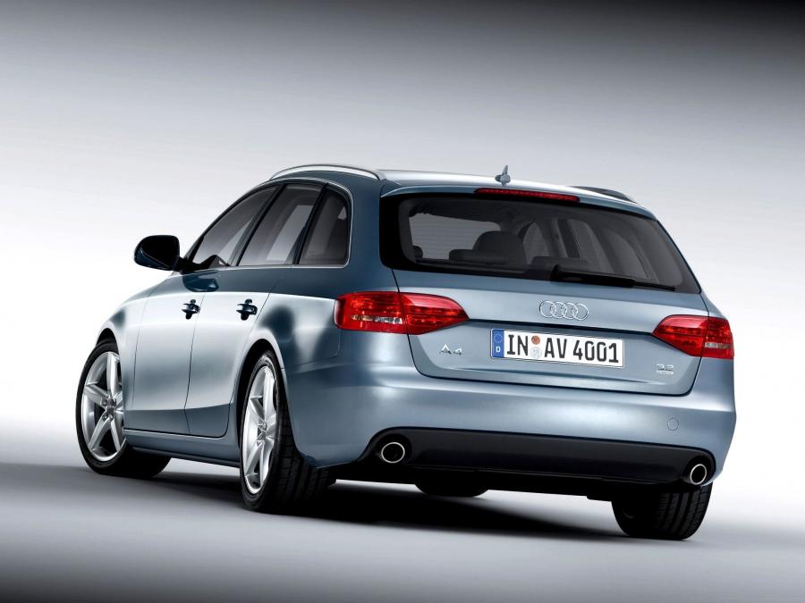  Audi A4 3.2 FSI Quattro Avant (B8, 8K) 2008 года  (фото 2 из 5)